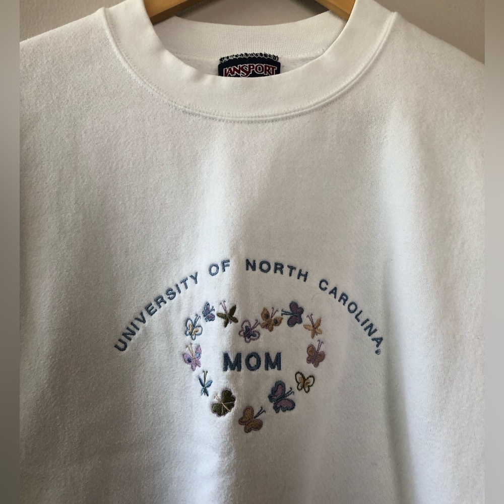 UNC/University of North Carolina Crewneck VTG Embroidered